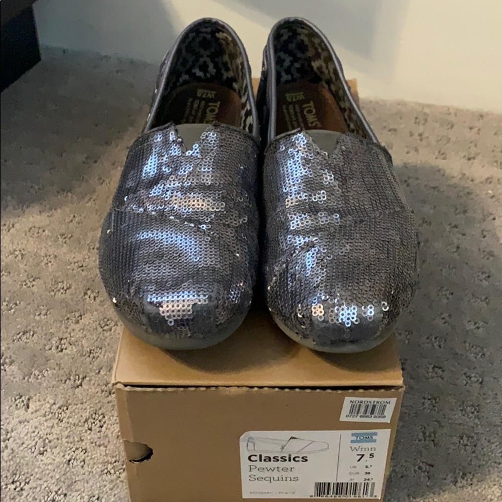 Pewter sequin Toms